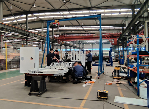 Introduction of trackless rubber wheels