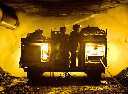 Reasons for low oil pressure of explosion-proof loaders underground
